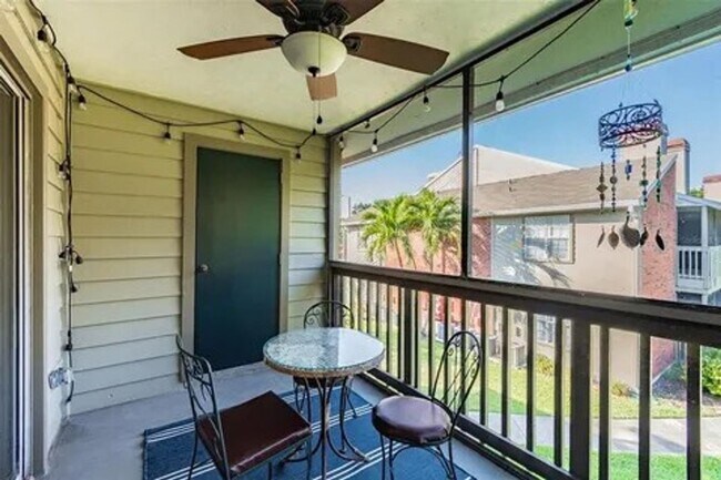 Building Photo - Beautiful 2 bedroom, 2 bathroom condo!