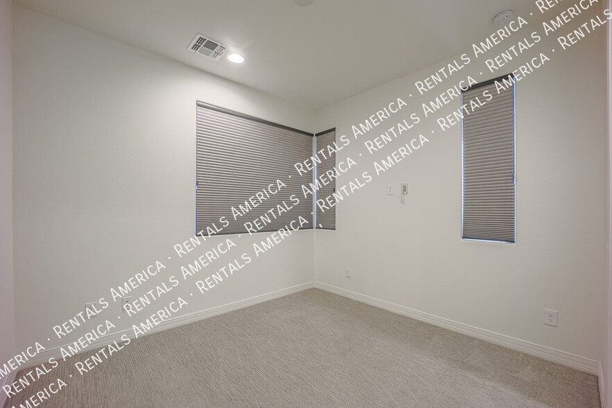 Building Photo - 7441 E Via De Luna Dr