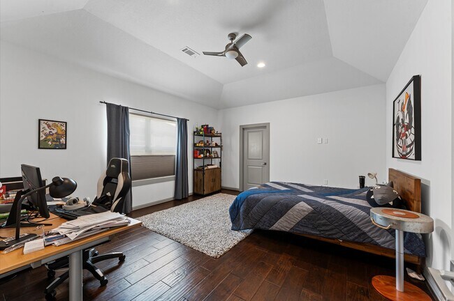 Building Photo - 1822 Jade Hollow Ln