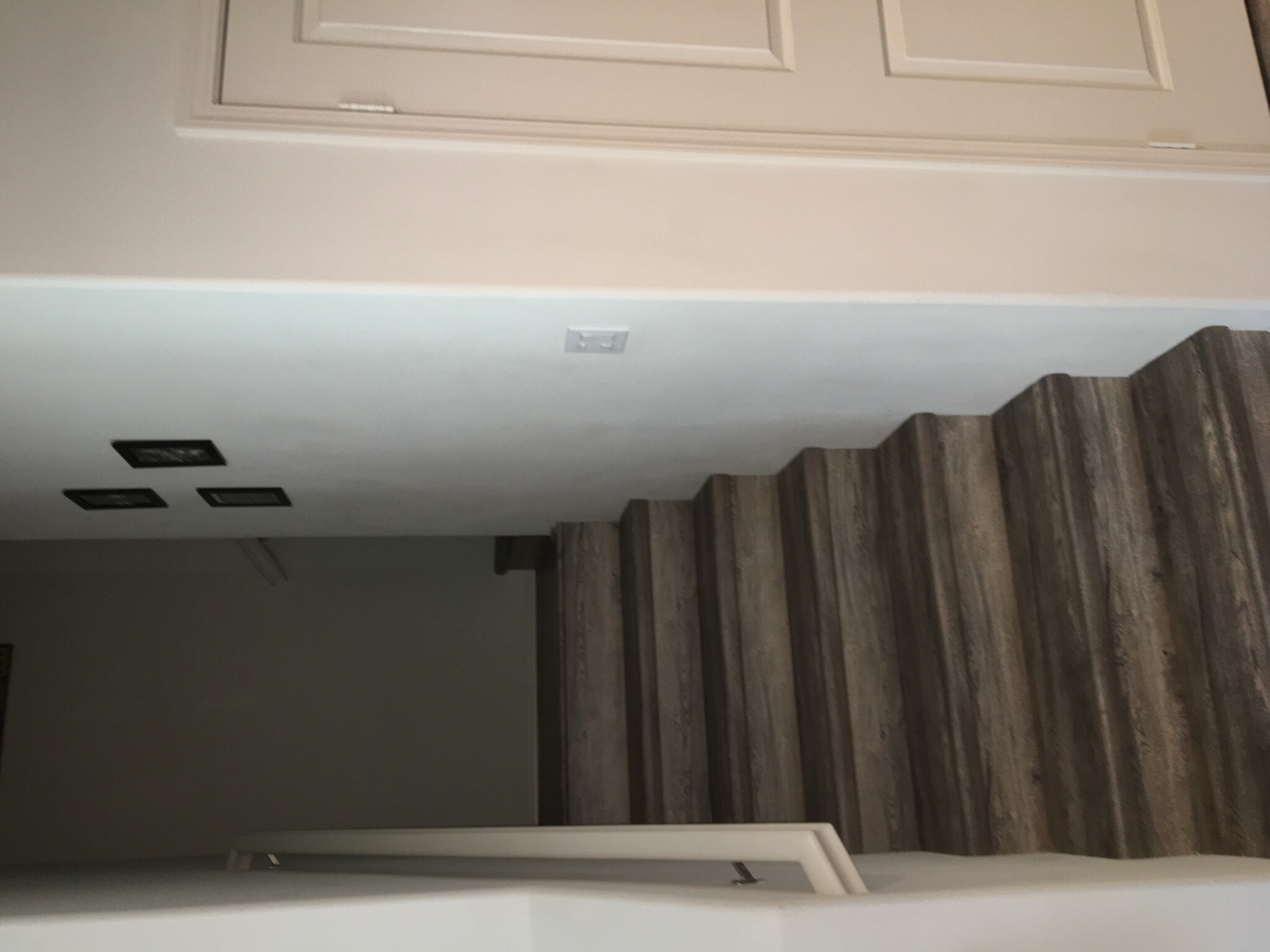 Stairs - 10958 Kittridge St