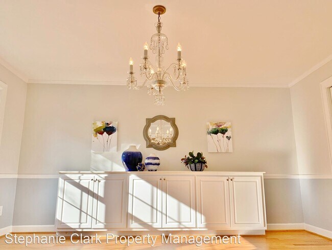 Building Photo - 4 br, 2.5 bath House - 484 Goodspeed Road
