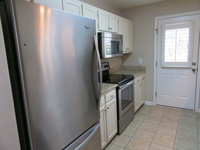 Building Photo - 937 Tiffany Ln