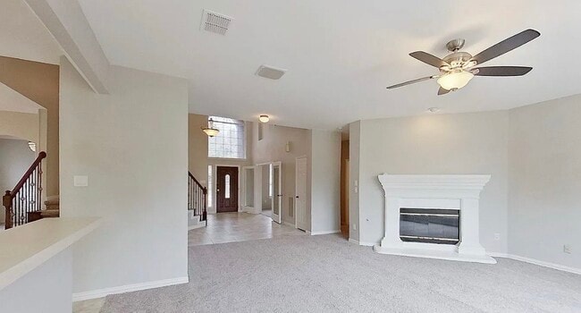 Building Photo - Charming 4-Bedroom Home with Modern Comforts & Spacious Living