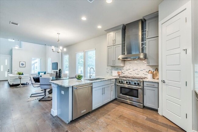 Building Photo - 2807 Del Curto Rd