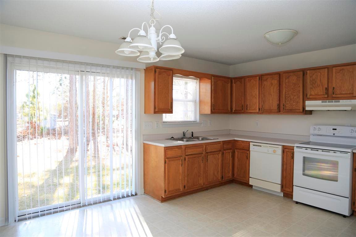 Building Photo - 103 W Ivybridge Dr
