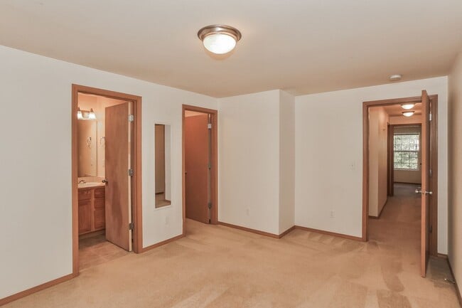 Building Photo - 7606 Berkeley Pl