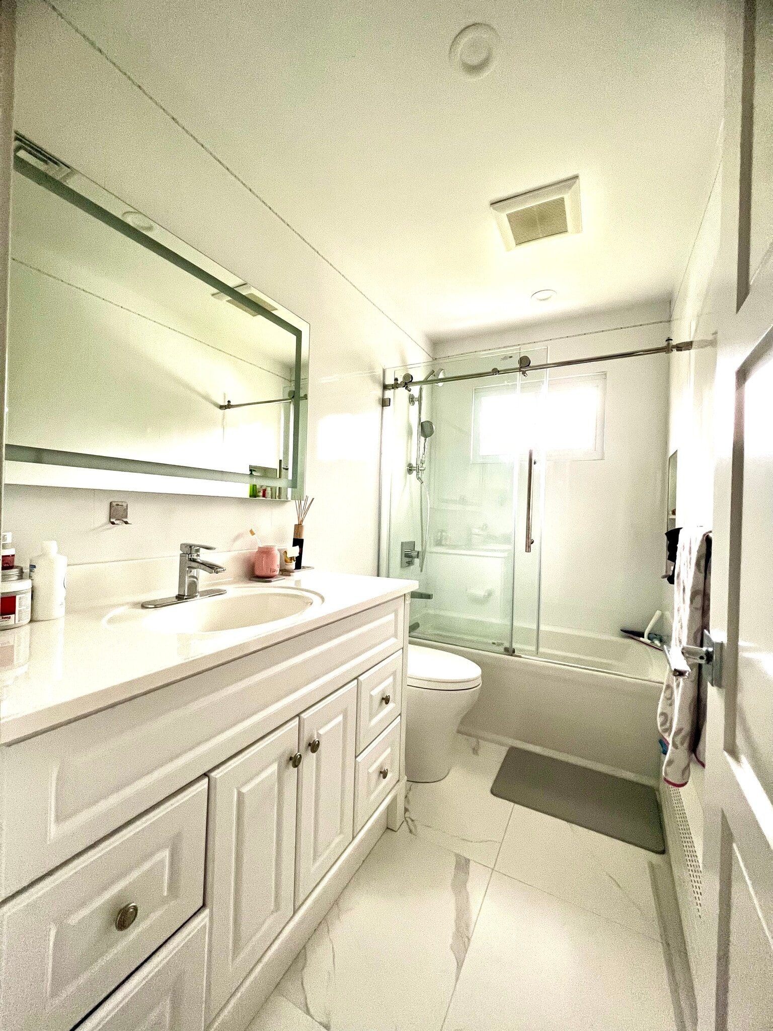 Building Photo - 66 Smith St