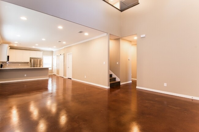Building Photo - 3314 Crane Ave