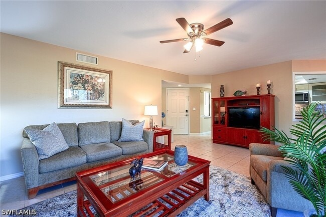 Building Photo - 583 Beachwalk Cir