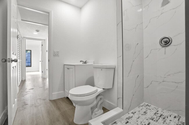 Building Photo - 20731 NW 41st Ave