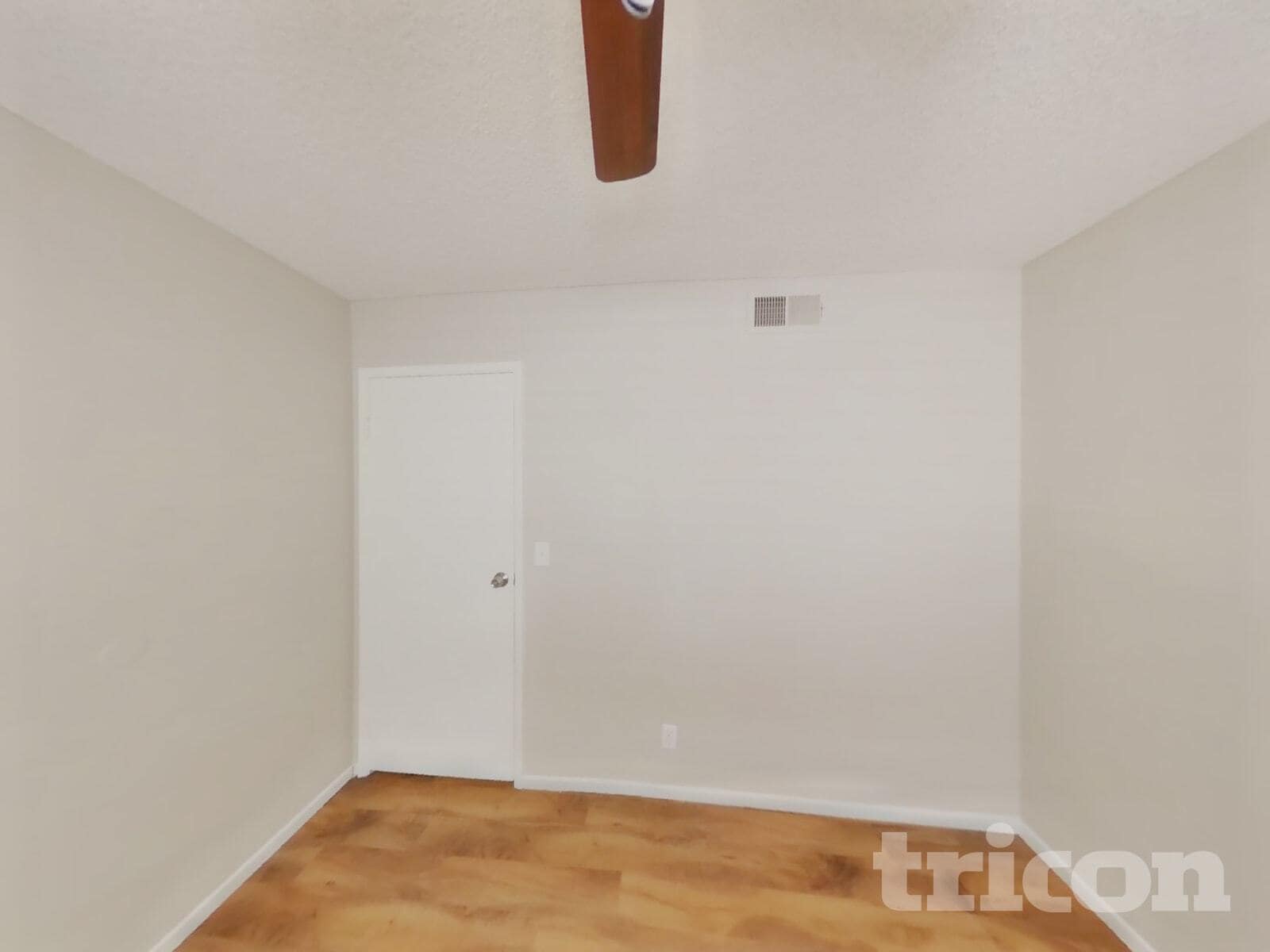 Building Photo - 4078 Deerfield Ave