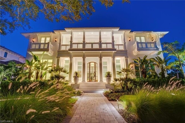 Building Photo - 2020 Gordon Dr