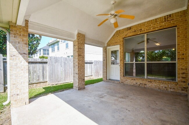 Building Photo - 18911 Dural Dr