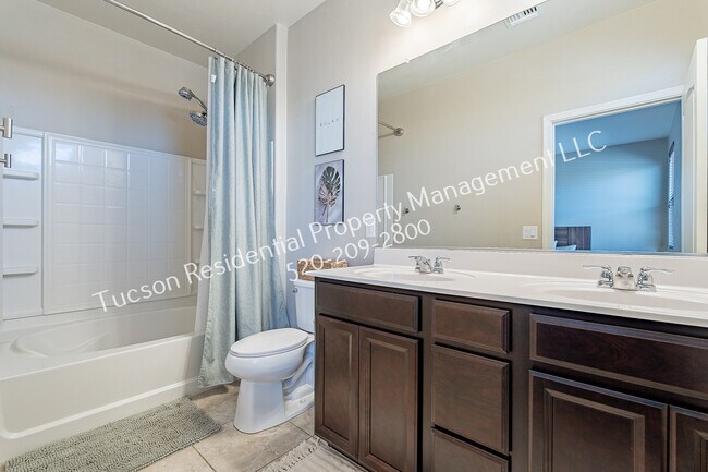 Building Photo - 9578 S Trapper Ridge Dr