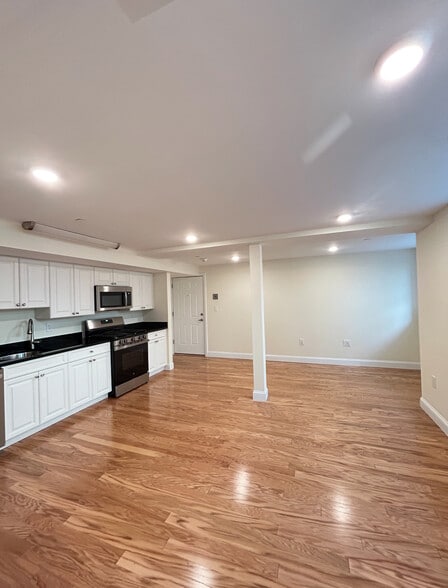 Building Photo - 1 Langdon St