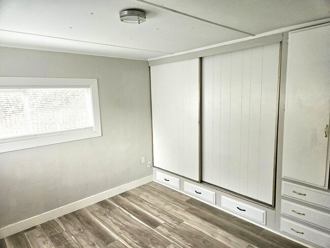 Building Photo - 79 Driftwood St