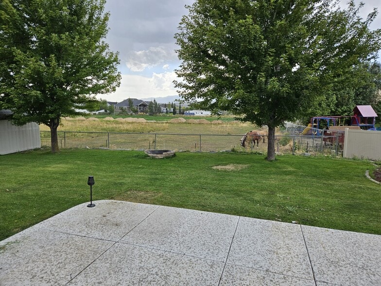 Building Photo - 1879 W Colony Pointe Dr