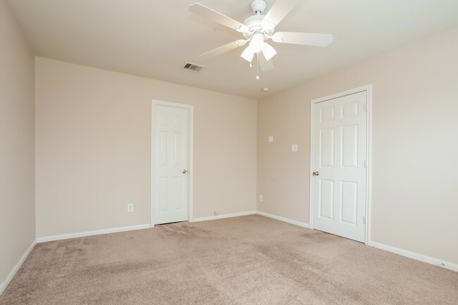 Building Photo - 6823 Dawn Bloom Ln