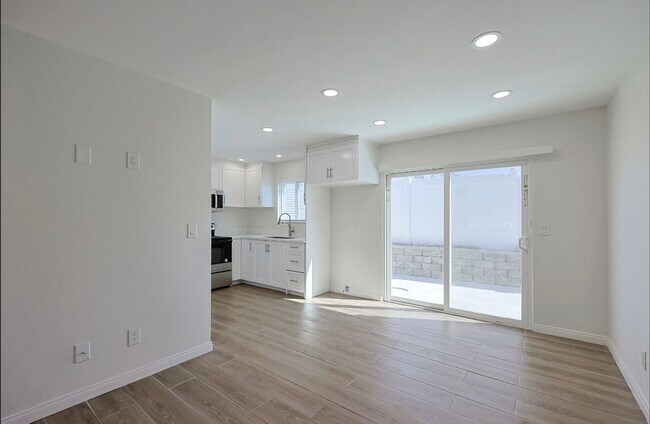 Building Photo - 143 Buccaneer Dr