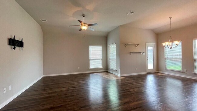 Building Photo - 8113 Northgate Lp