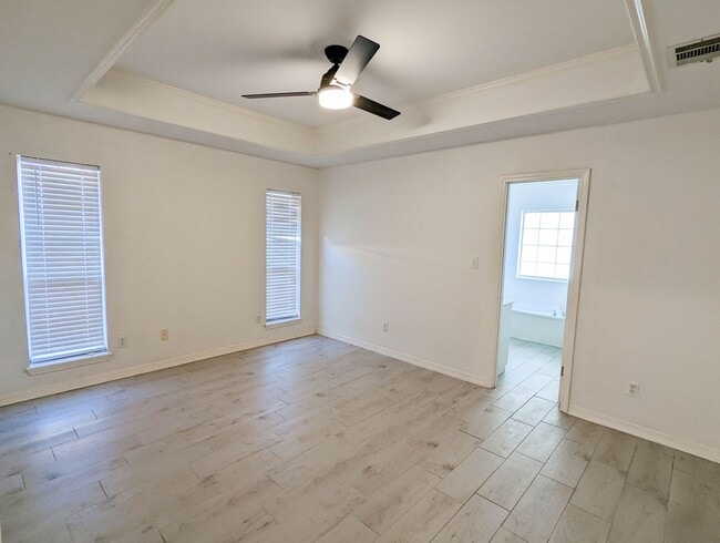 Building Photo - Move-in Ready 3 bed/ 2 bath home in South Bossier