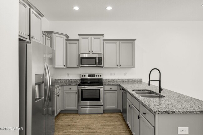 Building Photo - 112 Enchantment Falls Ln