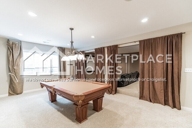 Building Photo - 2572 Milano Dr