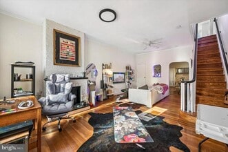 Building Photo - 1820 N Mascher St