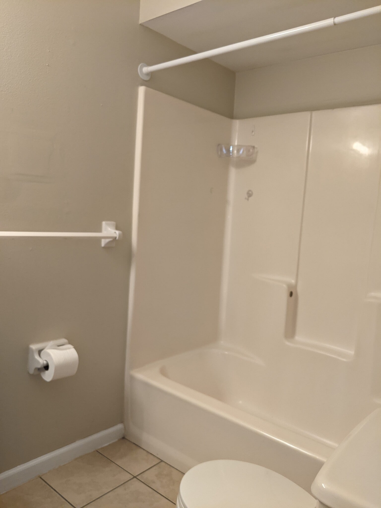 Building Photo - 2231 Ascot Ct