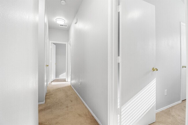 Building Photo - 18218 Wild Orchid Dr