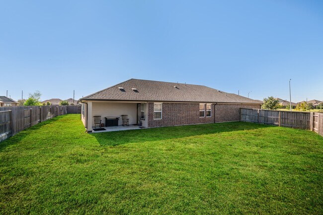 Building Photo - 24810 Timbarra Park Cir