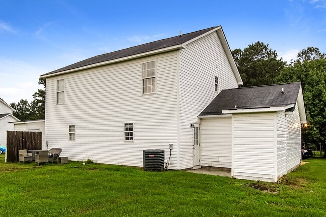 Building Photo - 33 Brantley Cir