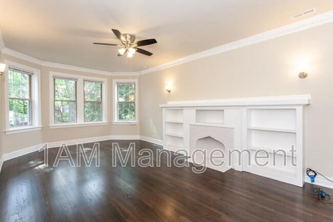 Primary Photo - 4249 N Lawndale Ave