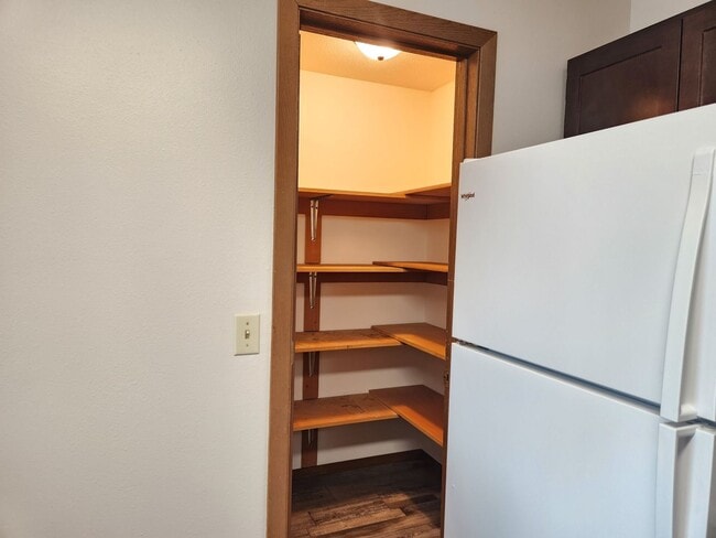 Interior Photo - 5401 W.56TH (PC3)