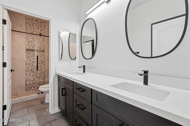 Building Photo - 11415 N 44th St