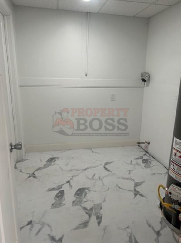 Building Photo - 1350 Van Buren St