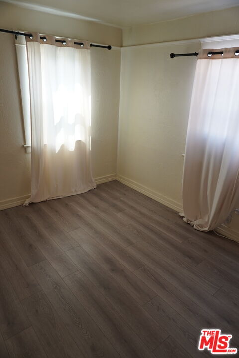 Building Photo - 324 E Lime Ave