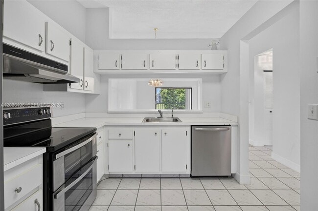 Building Photo - 4626 Lucerne Lakes Blvd E