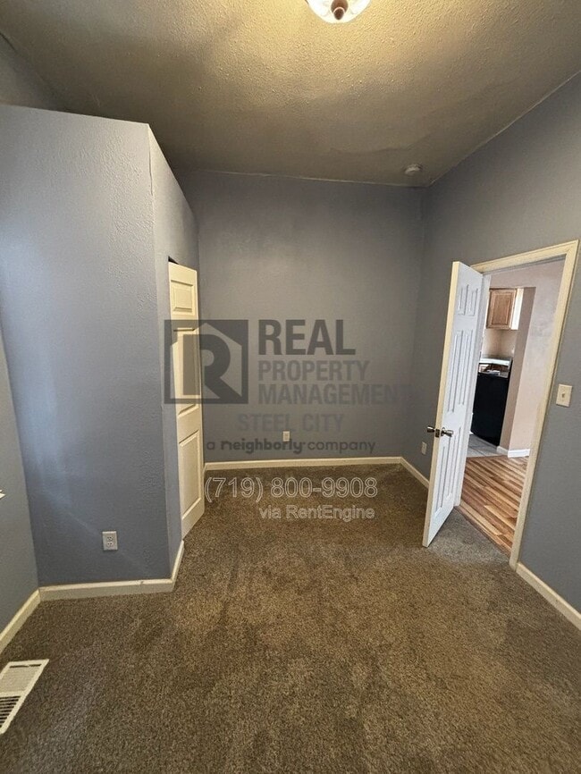 Building Photo - 218 Polk St