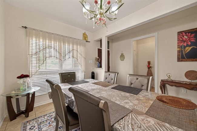 Building Photo - 18303 All Oak Trail