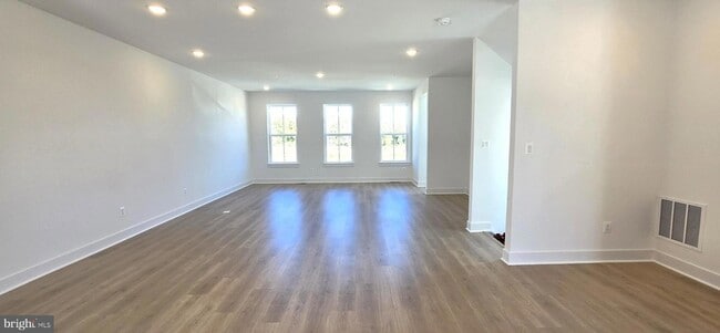 Building Photo - 1726 Blacksmith Wy