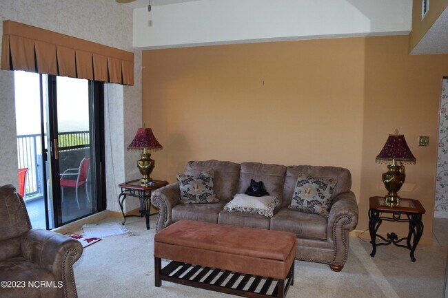 Building Photo - 303 Sugar Top Dr