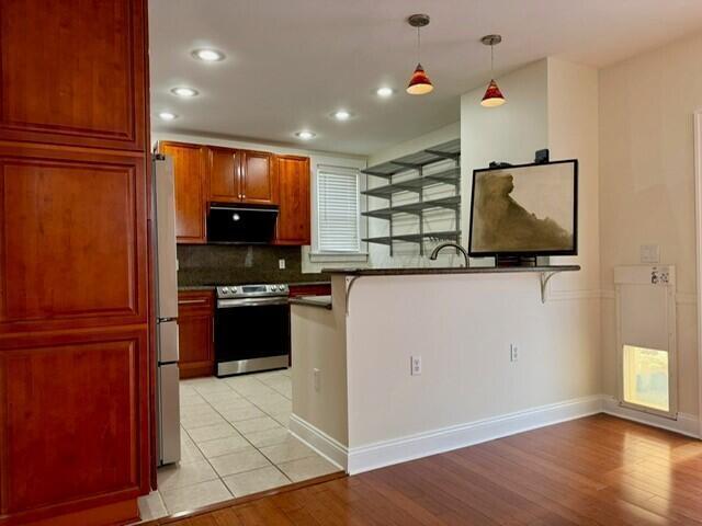 Building Photo - 402 Southwood Ave