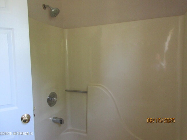 Building Photo - 29 Longbrook Ln