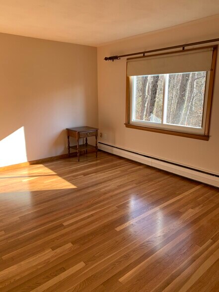 Bedroom-1 - 96 Lionel Ave