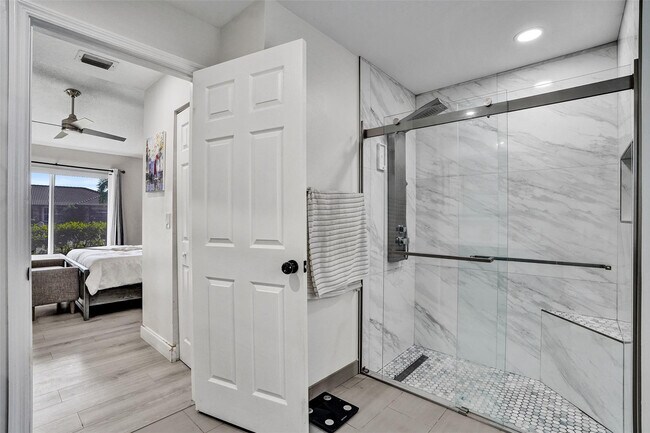 Building Photo - 7909 NW 19th St