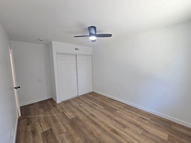 Building Photo - Freshly Remodeled & Full of Charm on Banbury