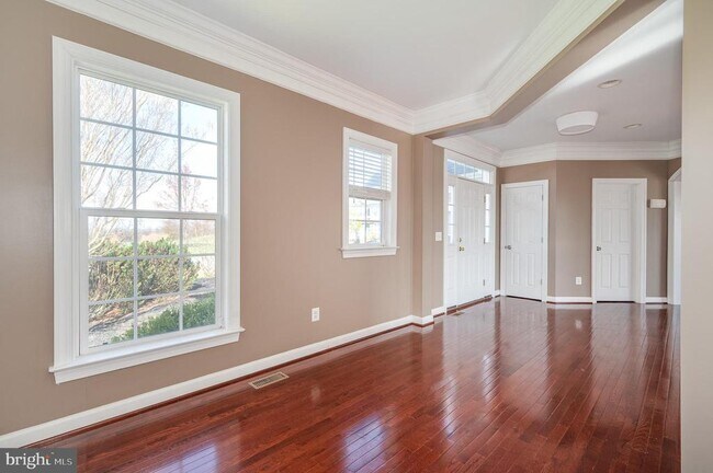 Building Photo - 54 Field Crest Ct