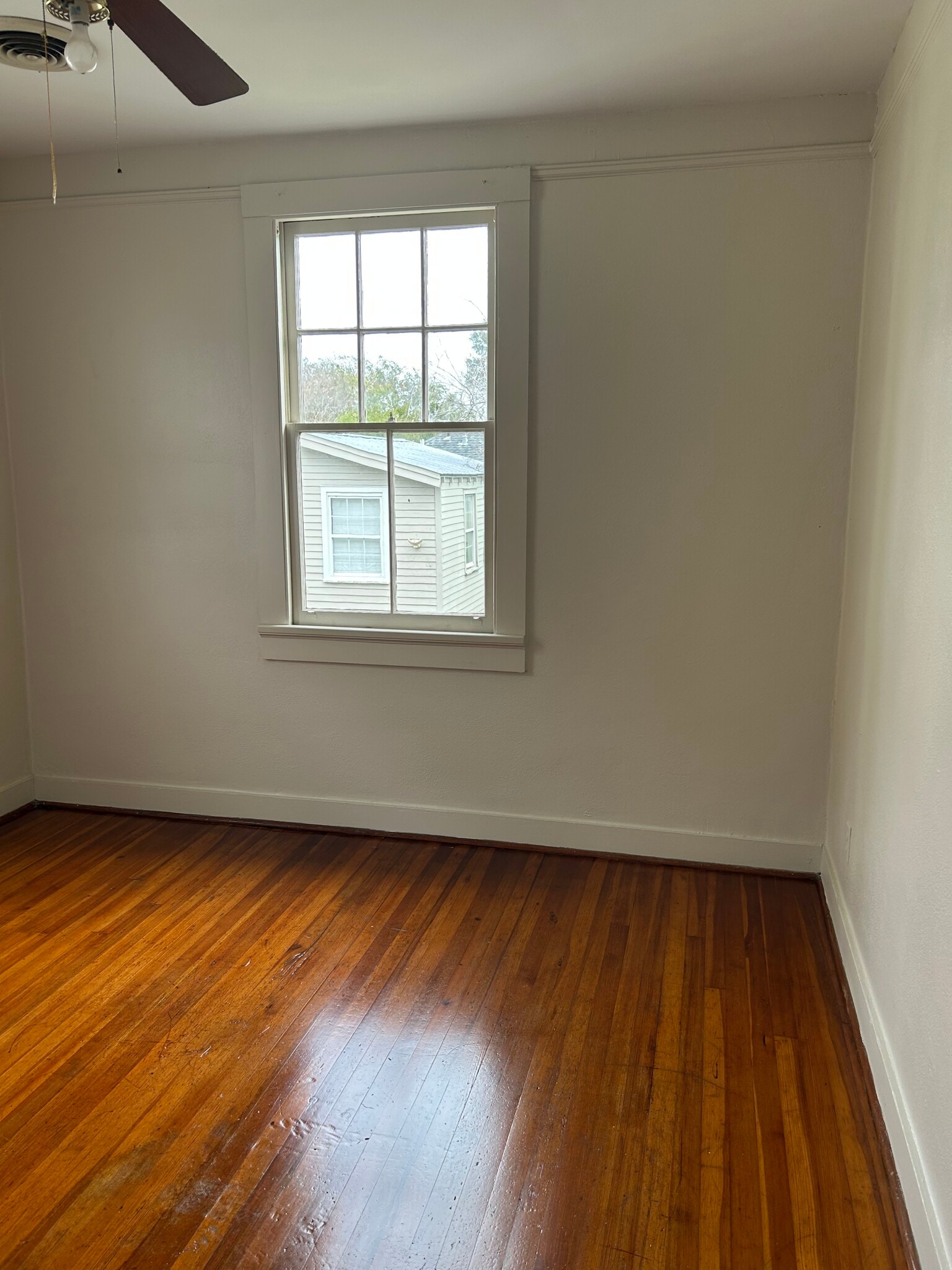 Bedroom 2 - 609 Jefferson Ave