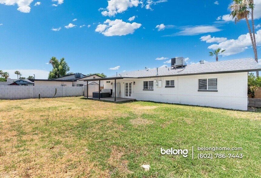 Building Photo - 3313 N 43rd Pl
